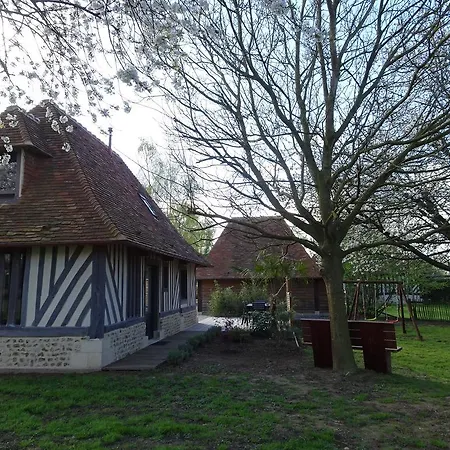 בית נופש Falafa Normand Pont-Évêque